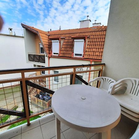 Zoeld Beka Apartmanok Koelcsey I Hajdúszoboszló Exteriör bild