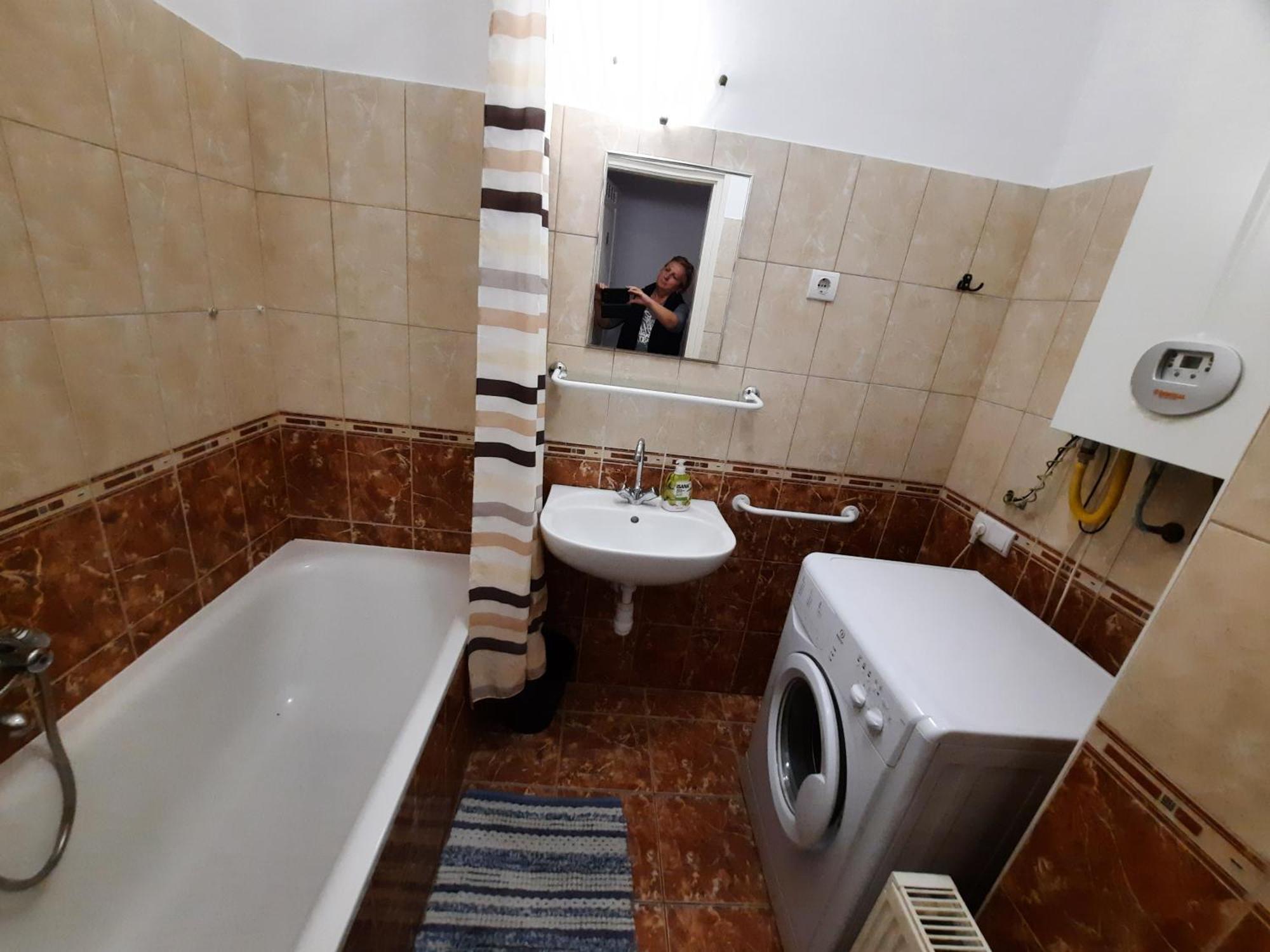 Zoeld Beka Apartmanok Koelcsey I Hajdúszoboszló Exteriör bild